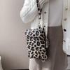 Women Clutch Bag Leopard Print Long Wallets Female Fashion Design PU Leather Wallet Messenger Bag Ladies Elegant Handbag Change Key Case