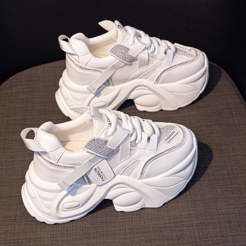 Dad Shoes Women's 2026 Spring New Leather Breathable and Versatile Thick Soled Sports and Leisure Women's Shoes