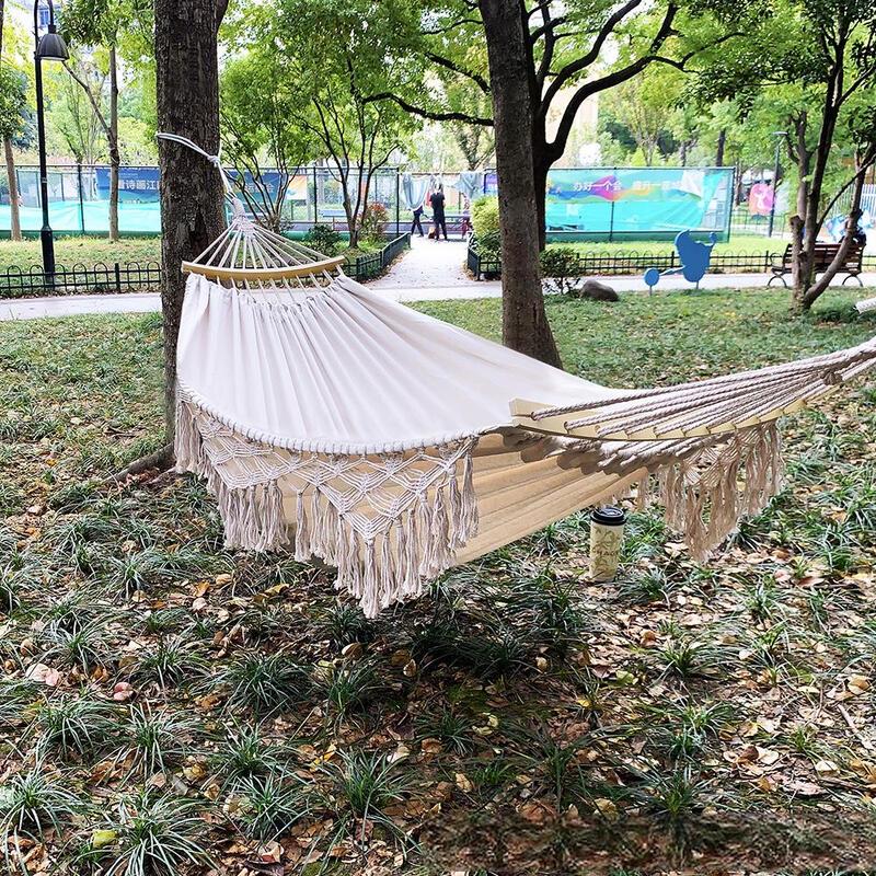 Outdoor Canvas Tasseled Hammock