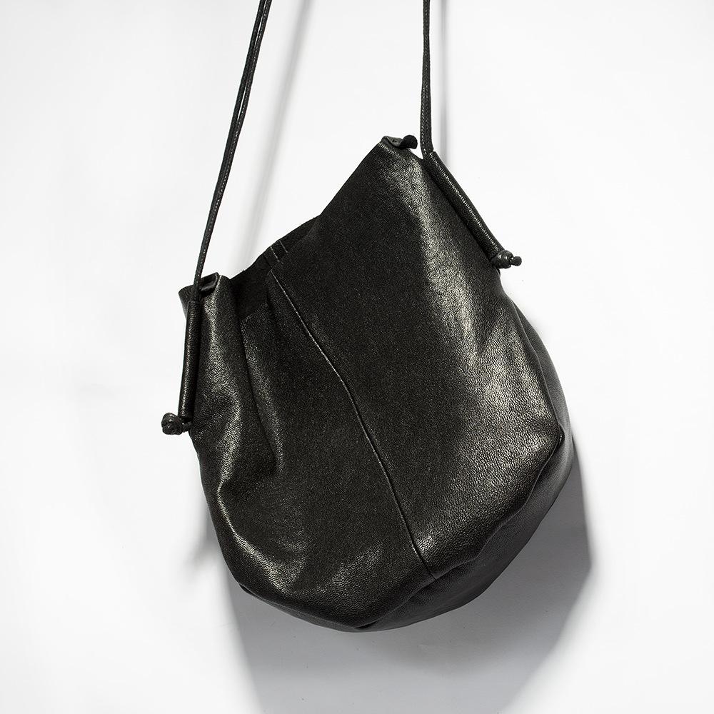 Měkká kožená taška z ovčí kůže pro ženy Luxusní jedno rameno Crossbody taška Černá Retro Týdenní sváteční nákupní taška Nová