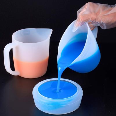 500ml Silicone Cup with Handle Scale DIY Epoxy Resin Glue Mixed Pigments Making Tools Reused Easy To Clean Soft Measuring Cup