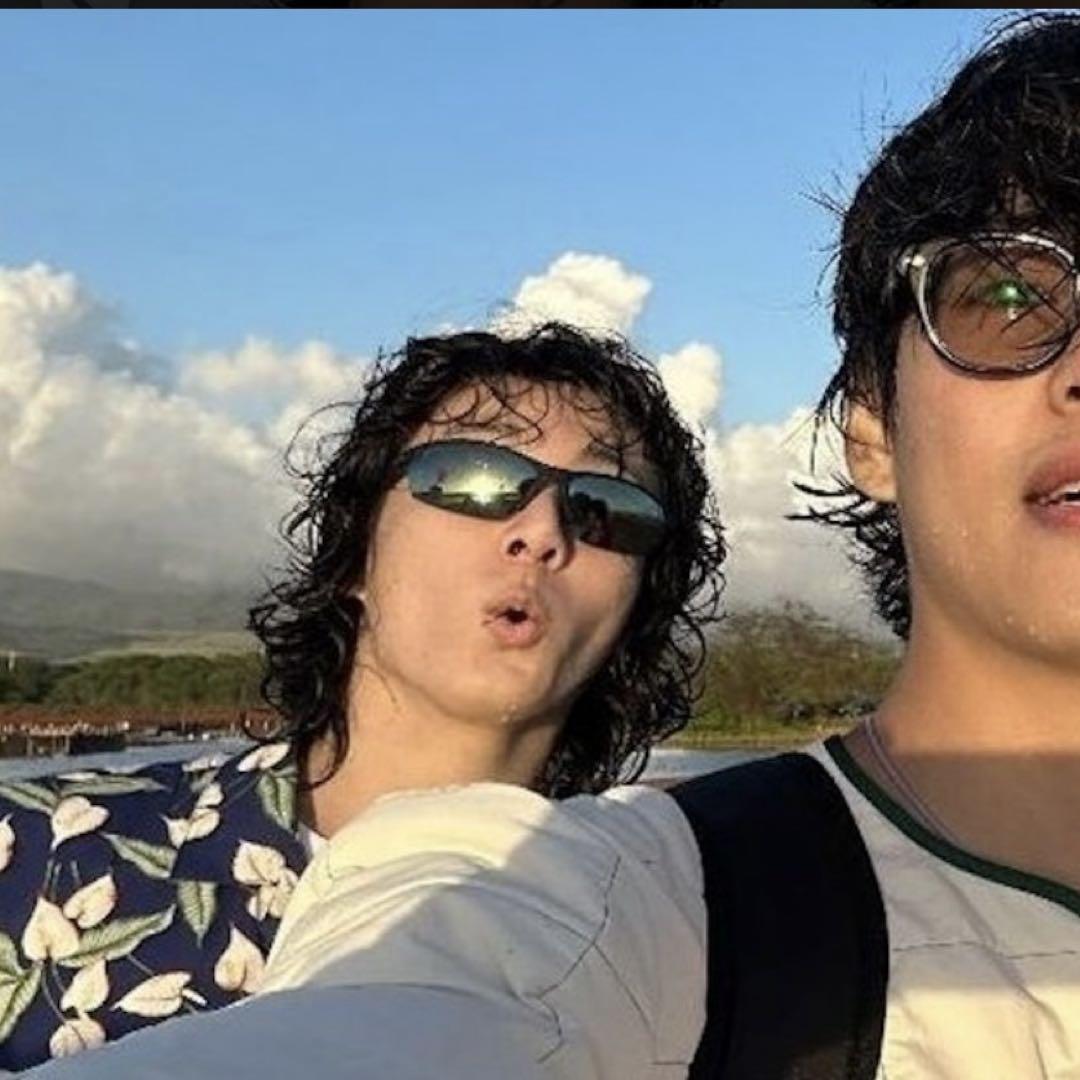 

[USED] Hard to find Paradise Found Hawaiian Aloha Shirt by Jungkook BTS