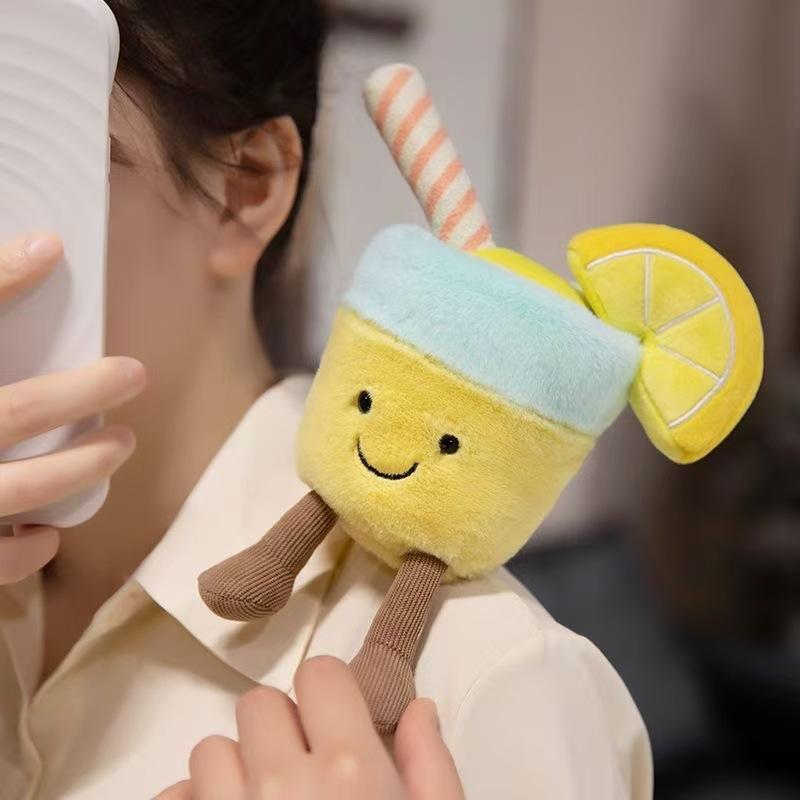 Entzückende Limonaden-Kokosnuss-Stofftiere Niedliches Zitronenwasser Weiches Plüschtier Cartoon-Puppe Heimdekoration Kawaii Tasche Anhänger Geburtstagsgeschenke