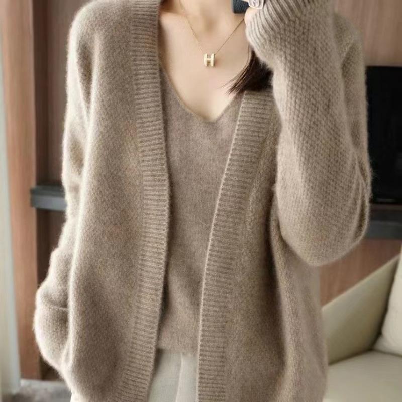 Autumn and winter new loose knitted cardigan suspender solid color temperament two-piece set V-neck sweater women's coat