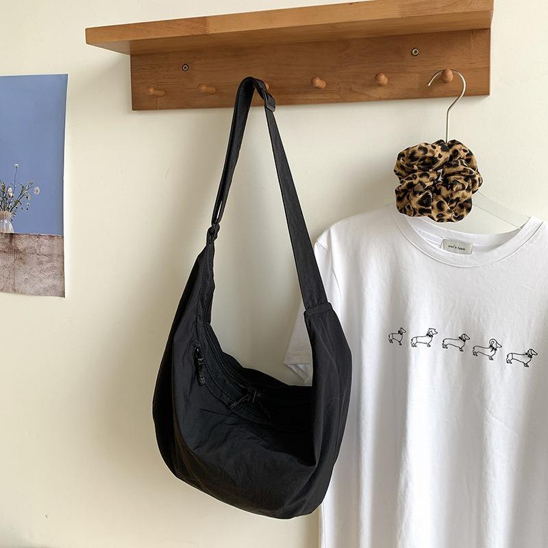 

Large-capacity Commuter Dumpling Bag Casual Single-shoulder Crossbody Bag чёрный