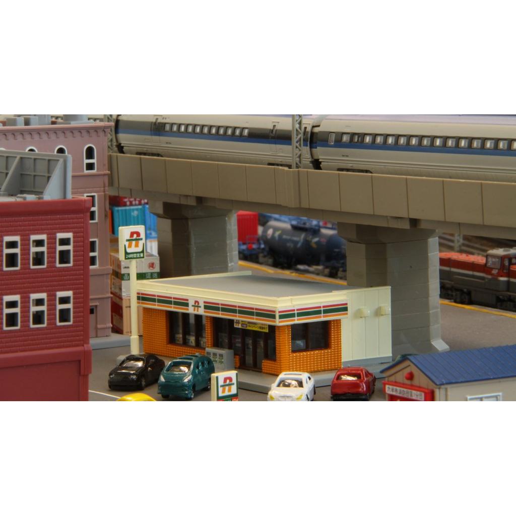 Rokuhan Z Gauge S049-1 Orange Convenience Store Model for Railway Layout
