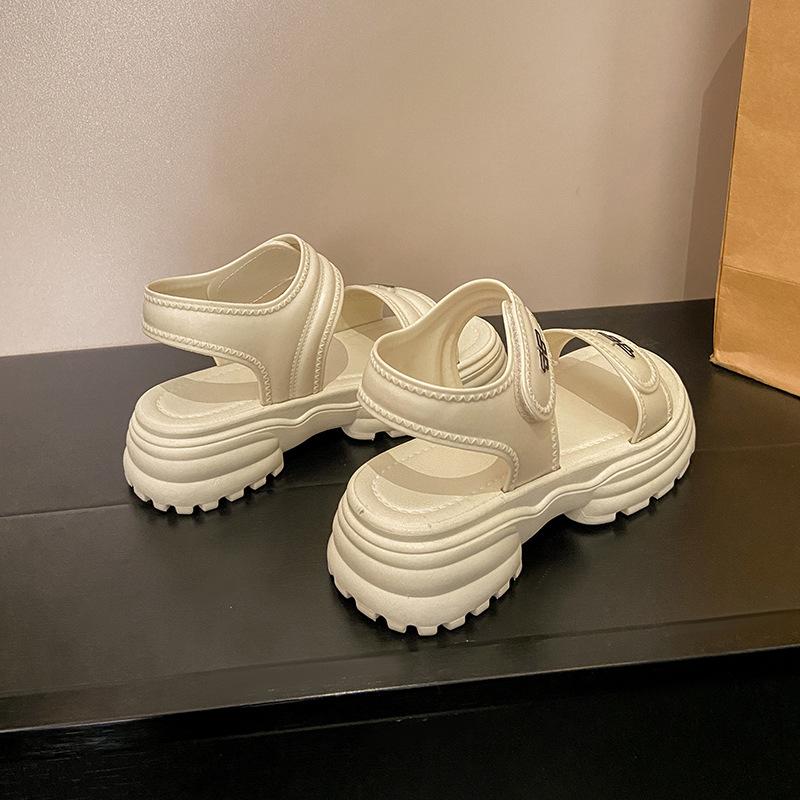 Strandsandalen Damen Sommer Neu Klettverschluss Muffinsohle Strandschuhe Mode Plateau Lässig Student Coole Hausschuhe