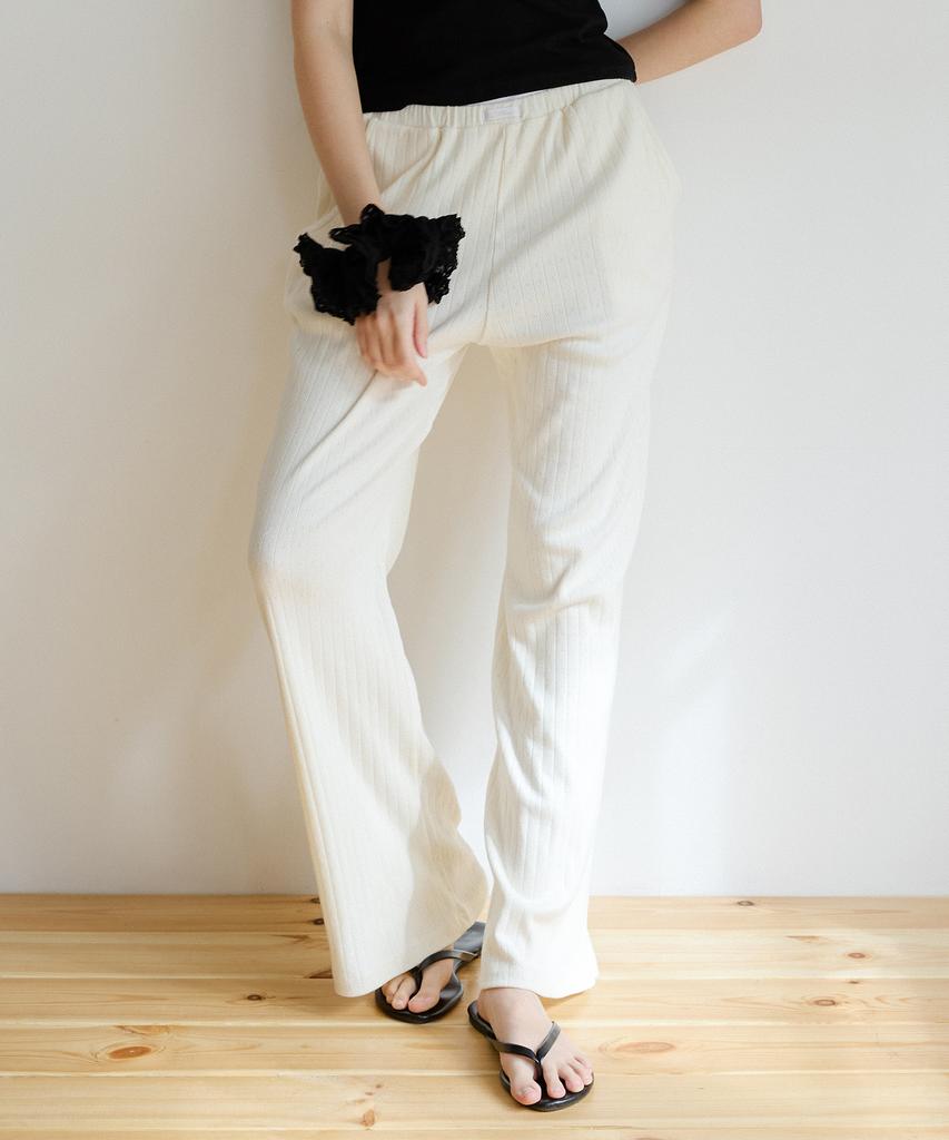 LETTER FROM MOON Bootcut Cotton Pants (Cream)