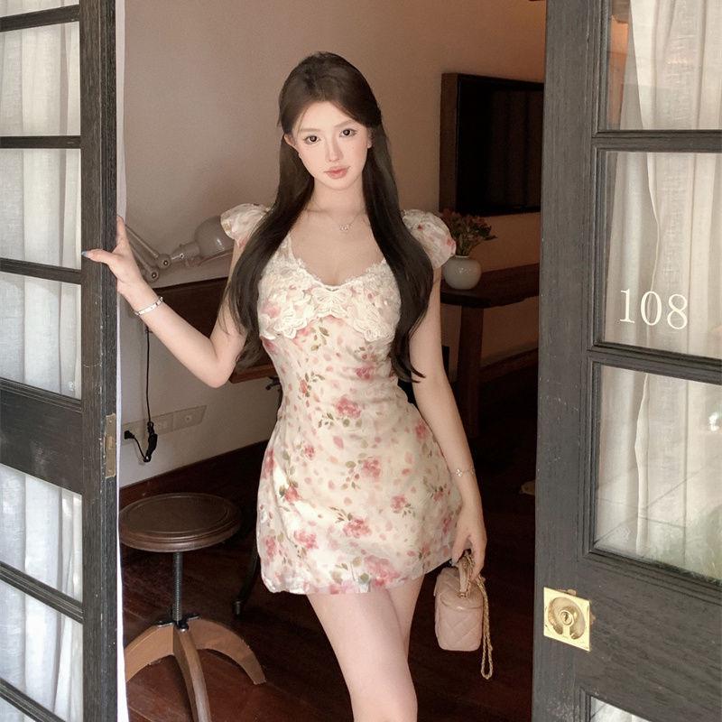 Women s Lace Floral Flutter Sleeve A-Line Chiffon Dress, Slim V-Neck, Cinched Waist, 2025 Summer Collection Small