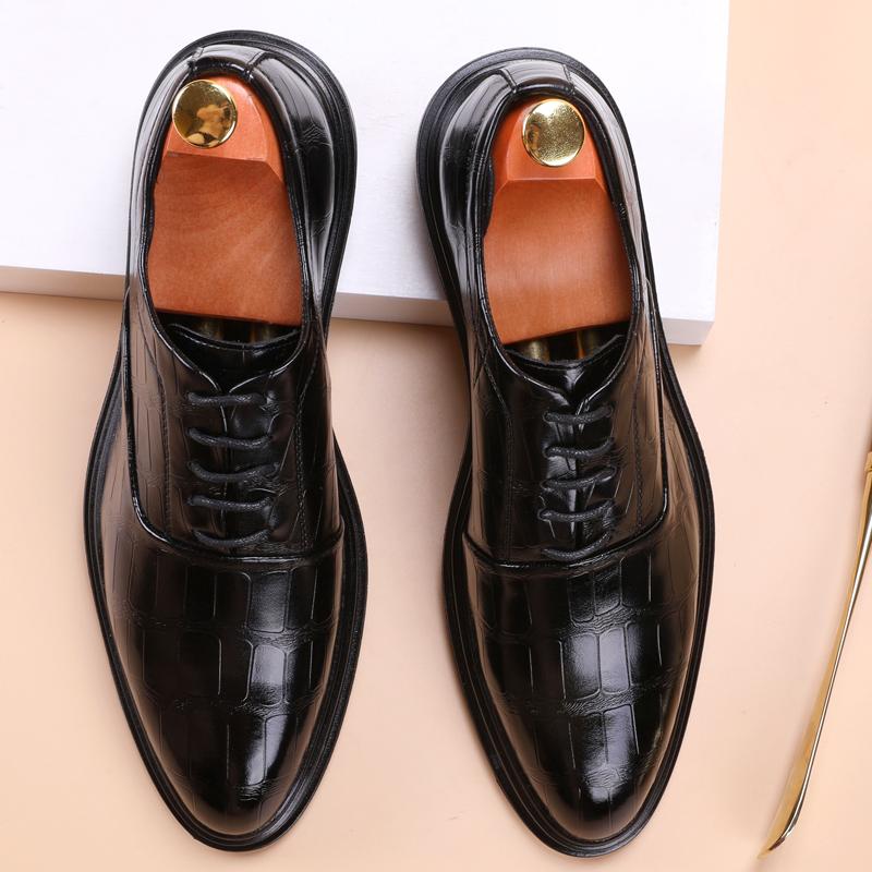 Pointed Men's Leather Shoes Fashionable and Versatile Styles Wedding Party  Office Outdoor Leisure Business Luxury Men's Shoes