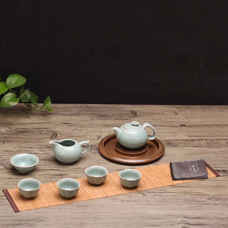 Wanchunhe Celadon Tea Set Gift Box