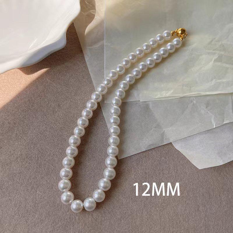 Elegant French Layered Pearl Necklace - Women's High-End Versatile Clavicle Chain, Simple Retro Style