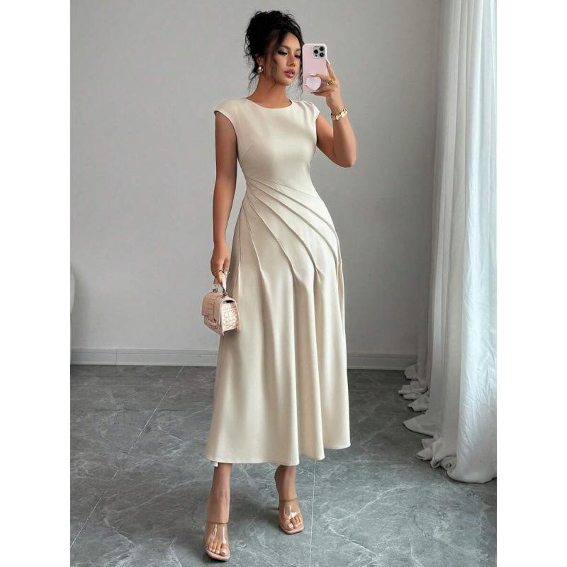 Europe, America 2026 summer new fashion temperament elegant holiday style romantic pleated dress women S