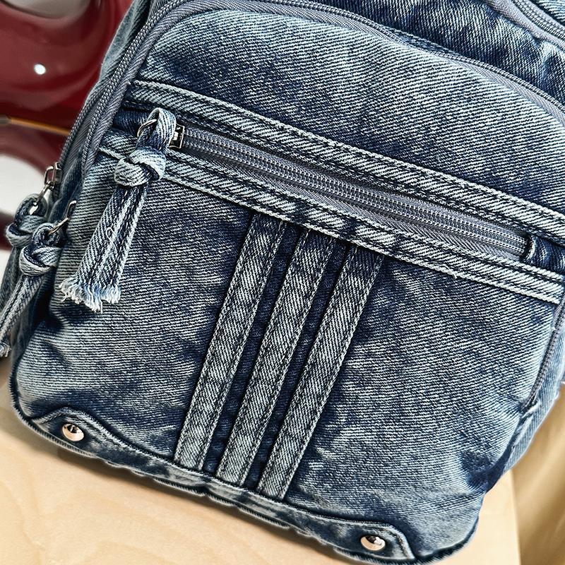 Bull Backpack Large Capacity Multi-Pocket Retro Backpack