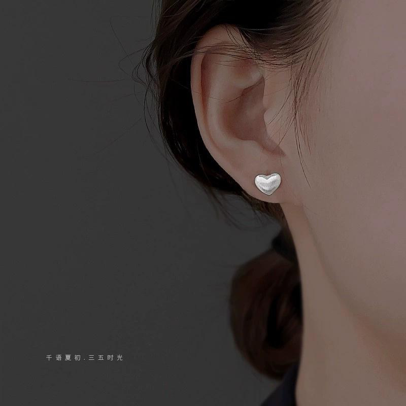 Love Brushed Stud Earrings New Light Luxury Niche Design High-end Retro Earrings