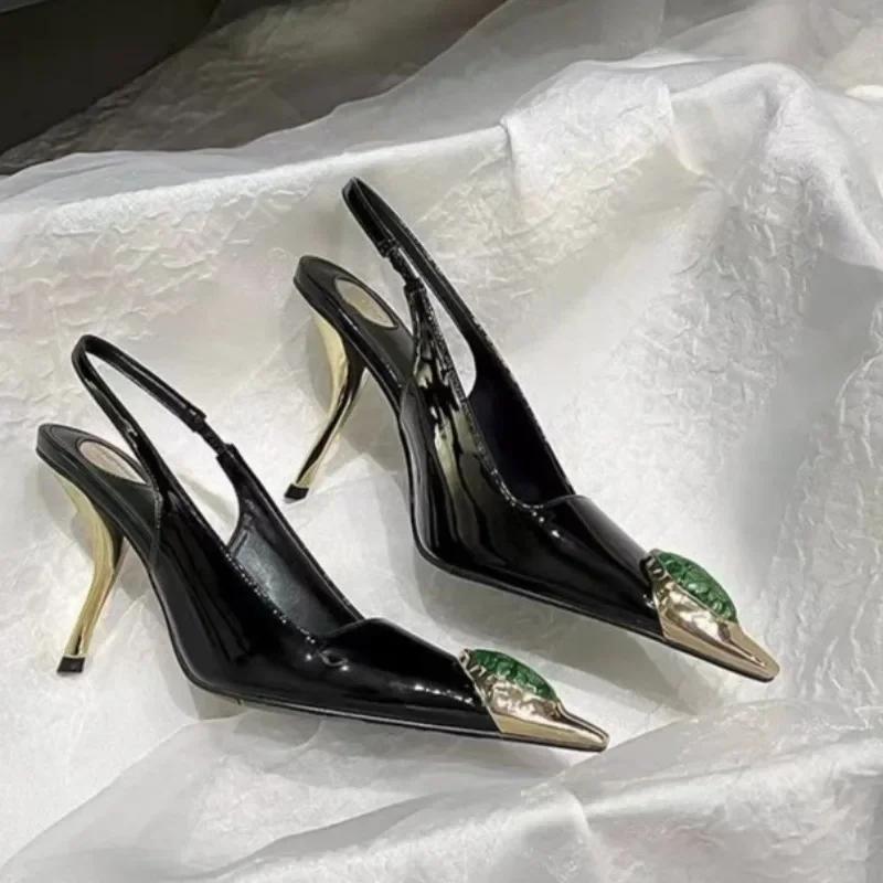 Dámské módní baotou sandály jarní nové kovové špičaté mělké ústí linie s protiskluzovými vysokými podpatky