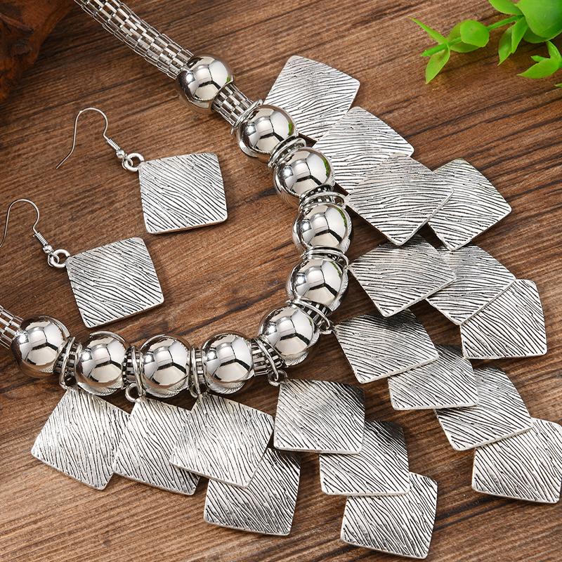 2 PCS European American Fashion Geometric Square Metal Necklace Earring Set Vintage Statement Choker Accessories