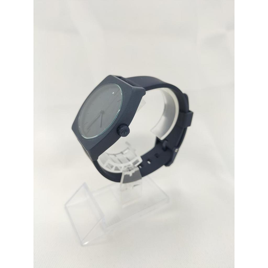 Used ADIDAS Z102904-00 Quartz Analog Watch