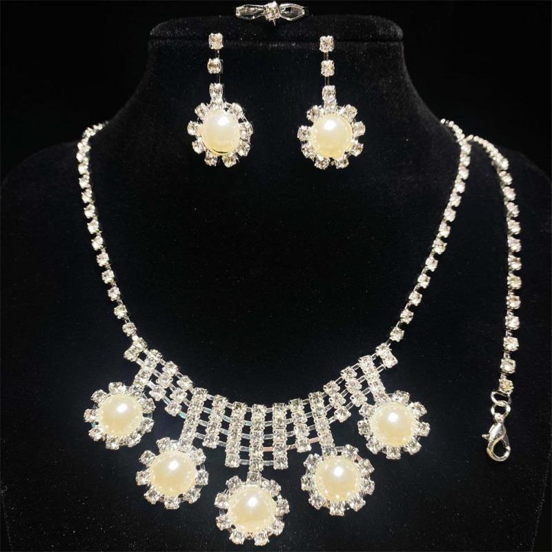 Bridal Pearl Necklace Banquet Dress Rhinestone Earrings Bracelet Ring Four-Piece Set Jewelry Dress