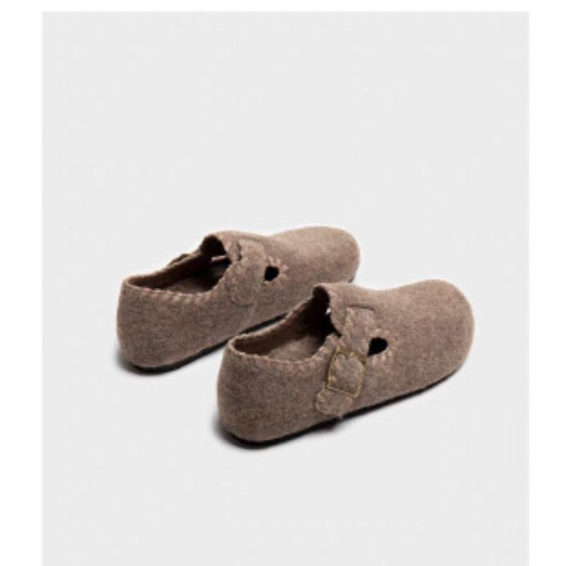 Winter New Retro Casual Velvet Warm Women's Round Head Versatile One-pedal Flat Single Shoes