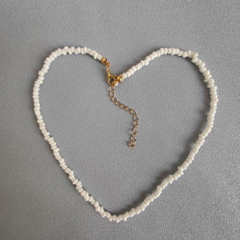 Fashion Colorful Rice Beads Necklace for Woman String Beaded Short Chic Clavicle Chain Necklace Girls Summer Jewelry Wholesale