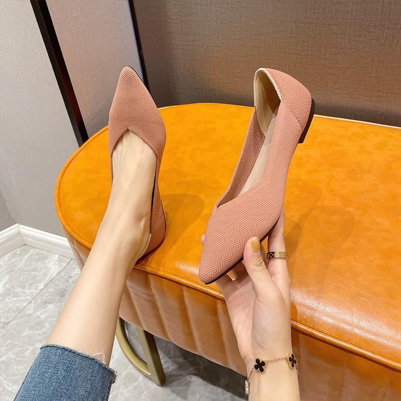 Single shoes women's knitted woven shoes flying knitting casual shallow mouth super soft egg roll shoes