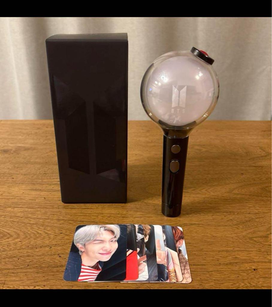 [USED] BTS OFFICIAL LIGHT STICK SE with trading card