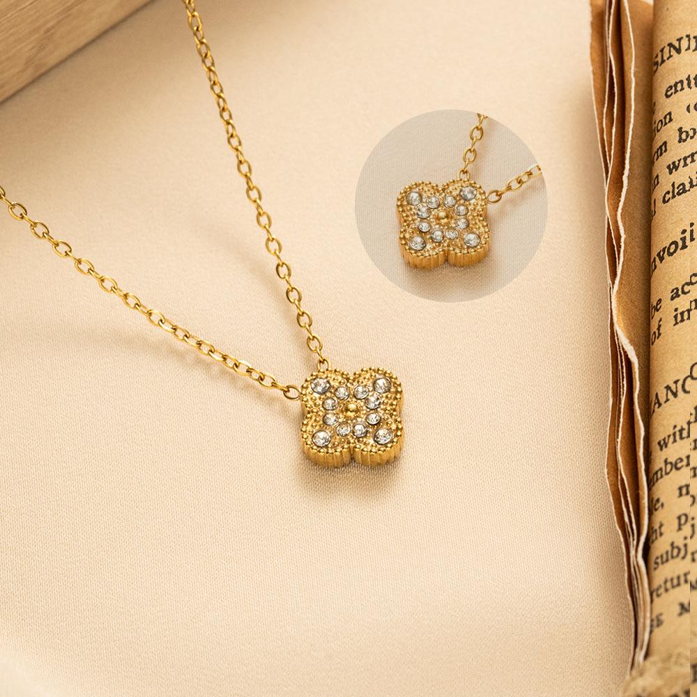 Four-leaf Clover Necklace for Women A Sophisticated Titanium Steel Sweater Chain