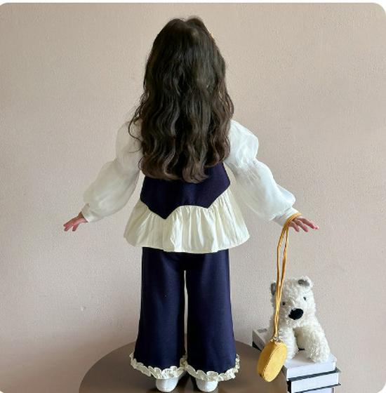 

Autumn 2025 Girls Fashionable Bubble Sleeve Shirt & Three-Piece Set 100cm