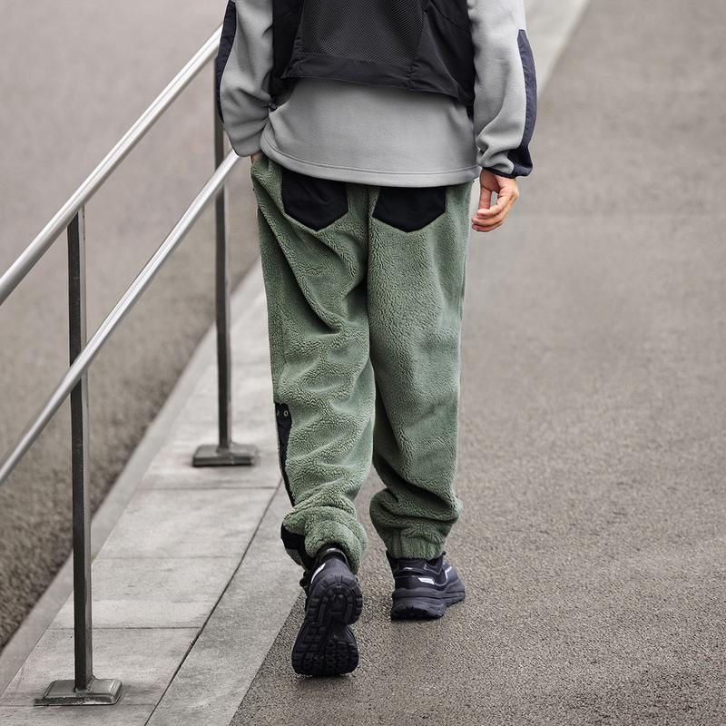 Li Ning CF Suo Spodnie Casualowe z Polaru w Jednolitym Kolorze ze Ściągaczami Unisex Szare-Zielone AKLU901-3