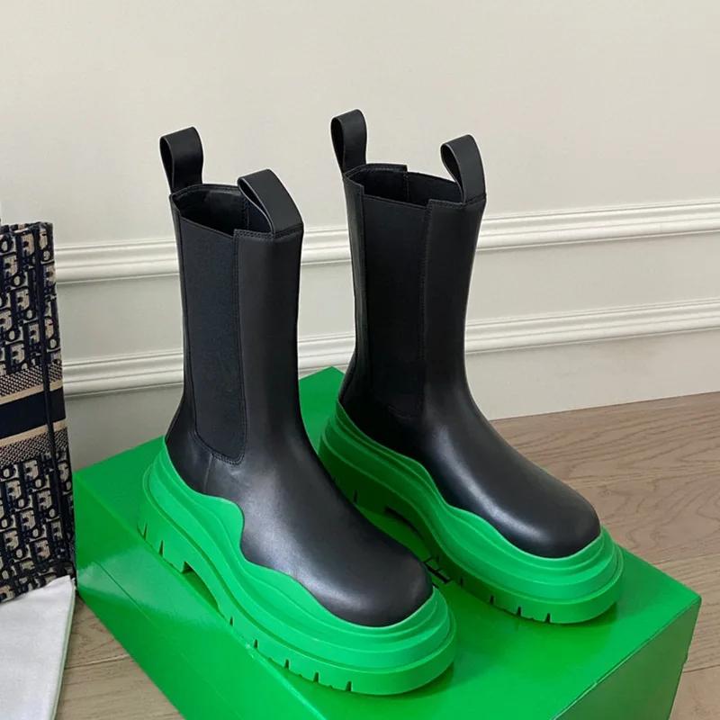Fashion 2025 New Chelsea Boots Women/man Couple Models Platform Mid Boots Round Toe Slip On Rain Boots Leather Fashion Large Size Shoes