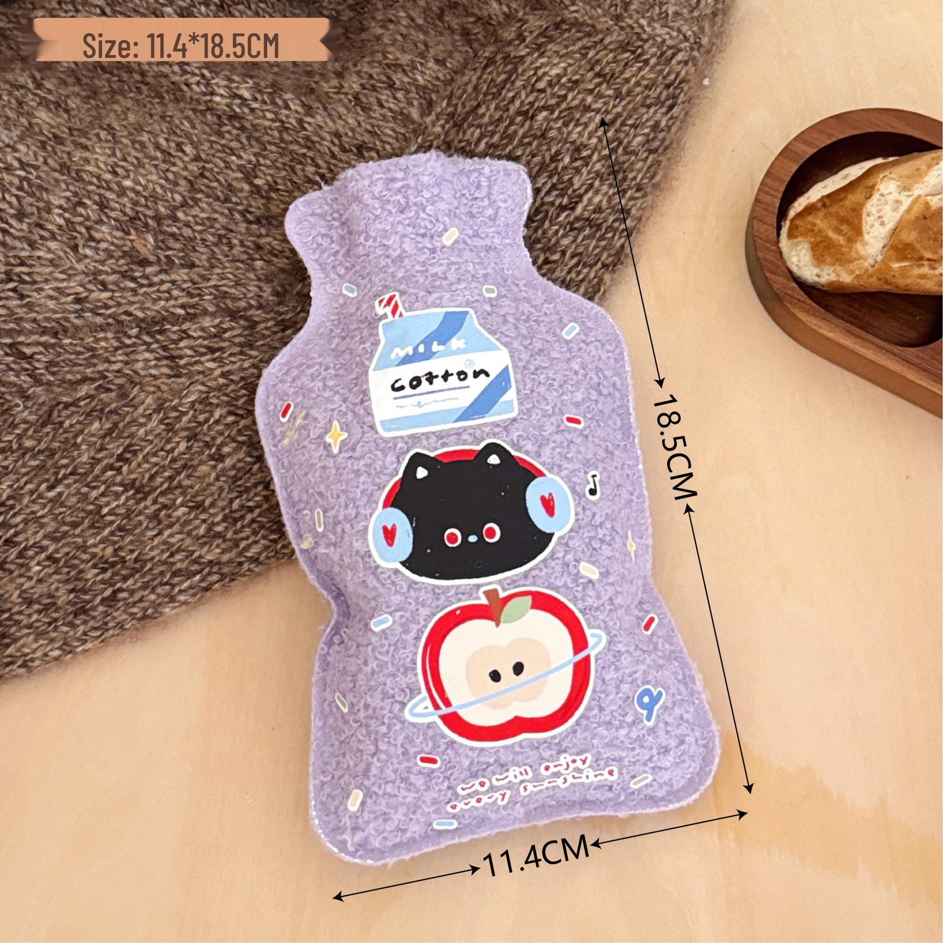 Adorable Cartoon Alien Hot Water Bottle – Portable Winter Warmer Gift for Students.