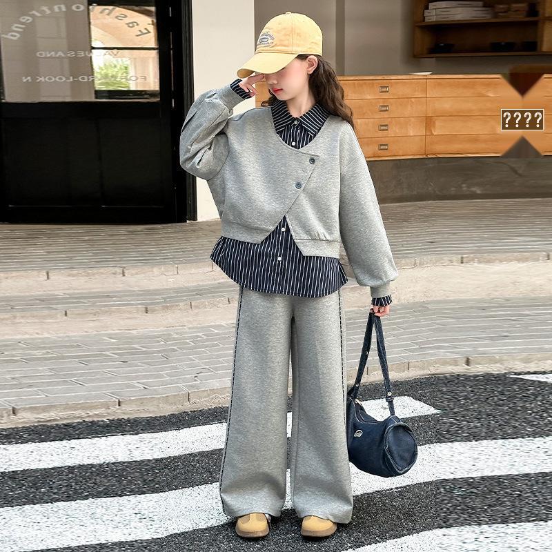 

Autumn 2025 Girls Fashionable Two-Piece Shirt & Sweatshirt Set 130 cm серый