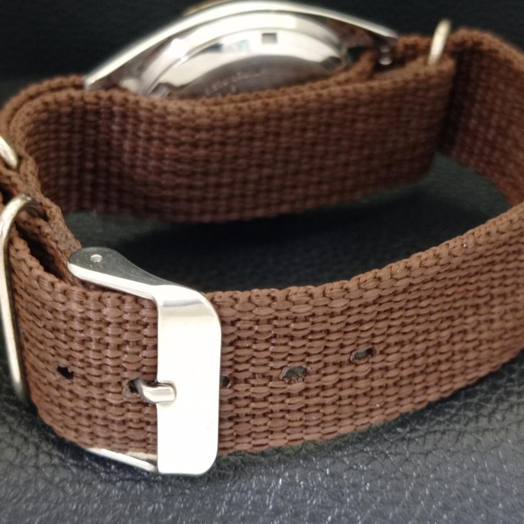 VINTAGE SEIKO 5 AUTOMATIC 7009A JAPAN MENS ORIGINAL DIAL WATCH a702392-5 R124-a702392