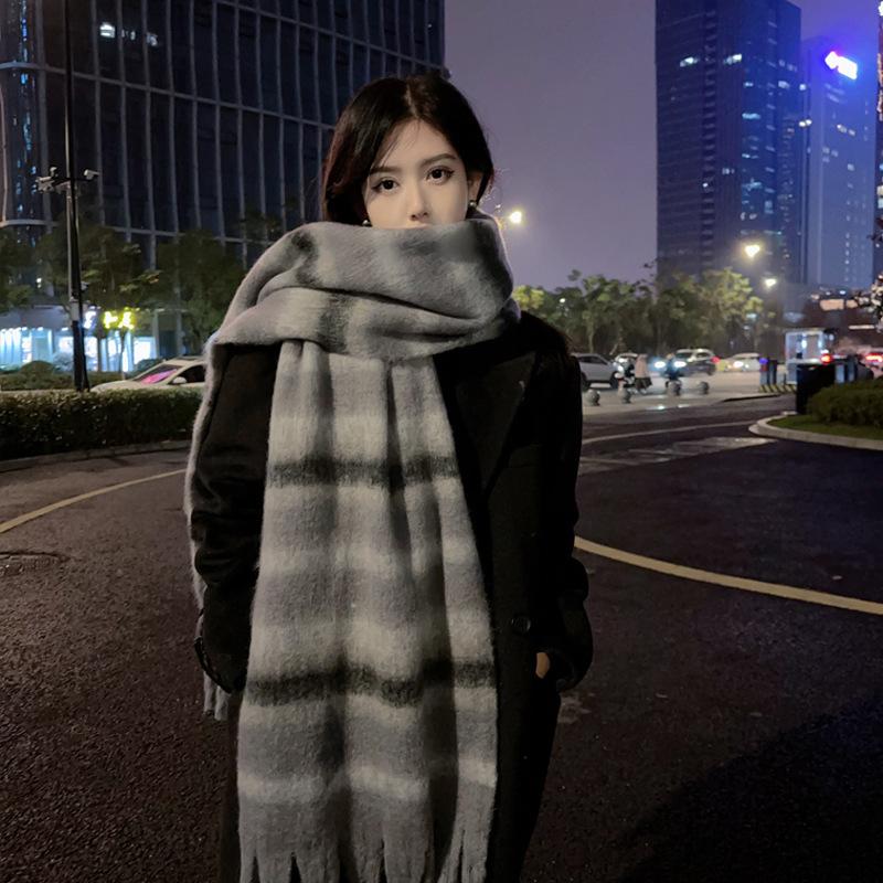 Red Plaid Scarf Female Christmas Winter Korean Atmosphere Scarf Autumn and Winter Warm with Coat Versatile Send Girlfriend