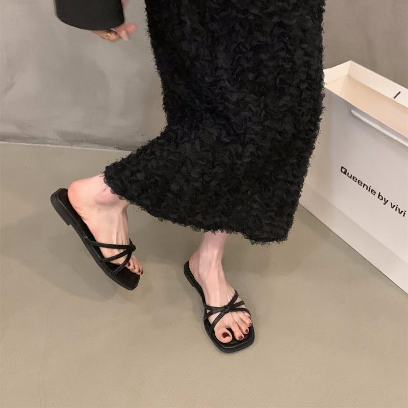 Fashion Hot Selling Women's Flat Slippers 2025 Summer Square Open Toe Anti-Slip Shoes Fashion Beach Slippers Women's Shoes  De Mujer