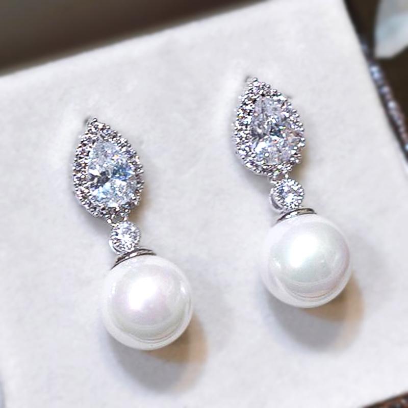 Gorgeous Flower Imitation Pearl Earrings Women Luxury Inlaid Sparkling CZ Stone Fashion Wedding Jewelry Wholesale Lots