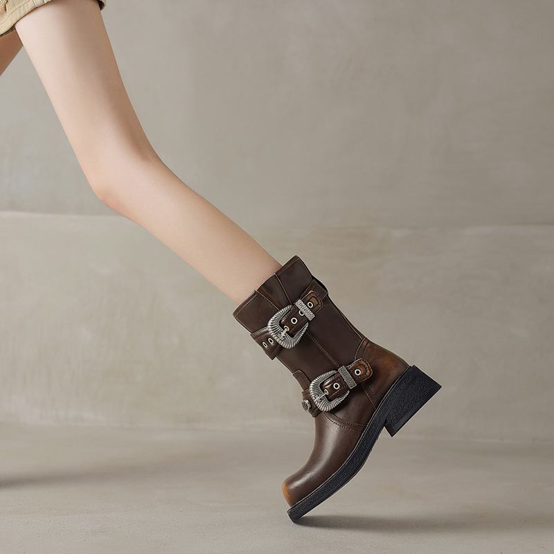 Krazing Pot Kravská kůže Čtvercová špička Zimní Střední podpatky Moderní Westernové boty Ženy Rockový styl Vintage Kovové zapínání Kotníkové boty