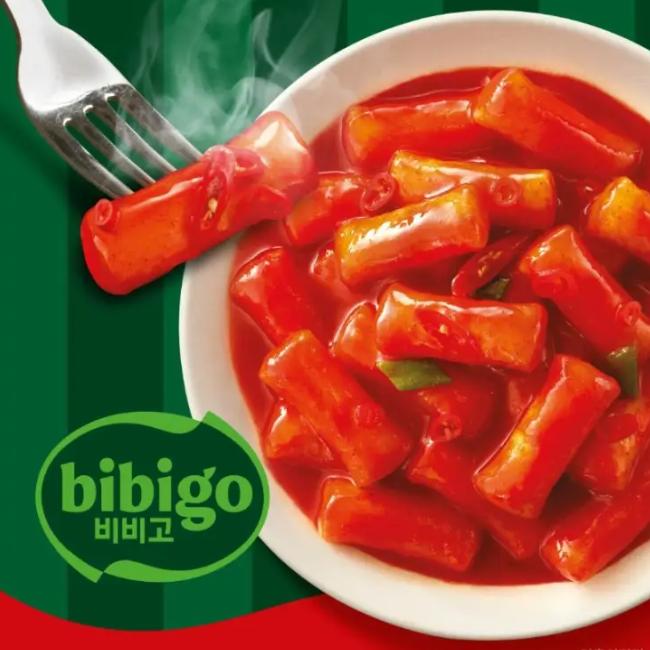 bibigo Filiżanka Tteokbokki/ Pikantne smażone ryżowe placki (Oryginalny, Pikantny, Serowy)