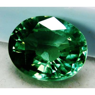 Safir Verde Natural Piatră Prețioasă Liberă Montana Tăietură Ovală 7 ct Culoare Piatră de Naștere Septembrie