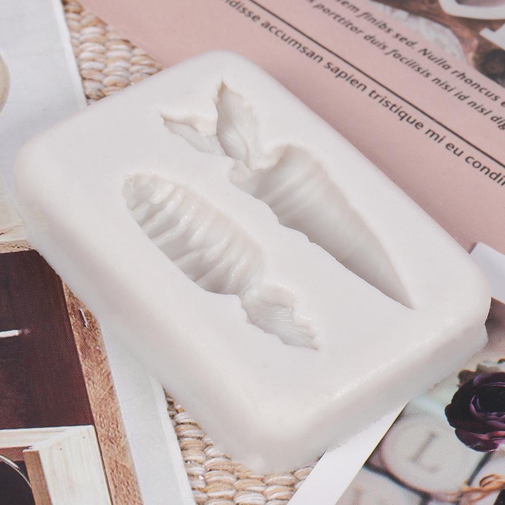 2 Holes Handmade Chocolate Sugar Cake Tools Soap Mould Cake Molds Easter Decoration Fondant