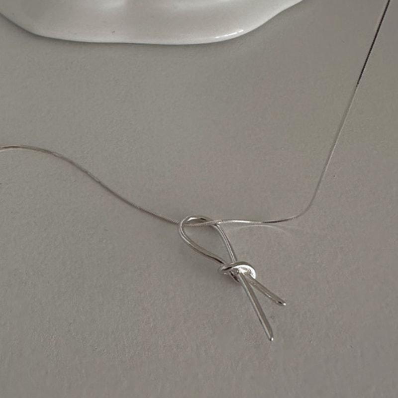 Youngglow Silver925 Knot Snake Chain Necklace (2color)