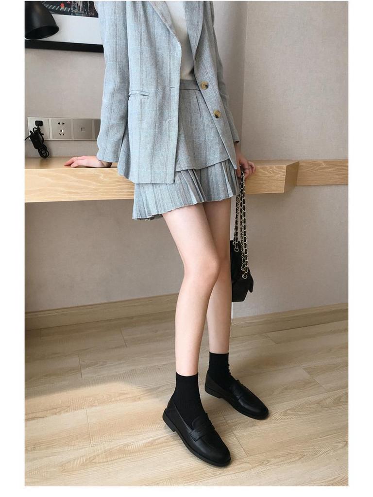 Dames Retro Velvet Loafers in Britse Stijl: Herfst 2025 Platte Leren Schoenen met Vierkante Neus voor JK Outfit