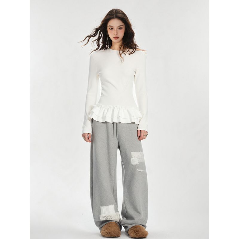 Shiyiyue White Lace Base Shirt for Women, Early Autumn Slim Fit, Flattering, Regular Shoulder, Long Sleeve T-Shirt for Layering