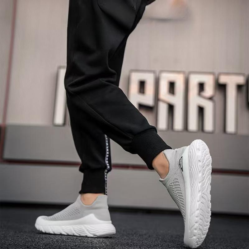 Brand Summer Men's Mesh Breathable Casual Shoes Slip on Soft Sole Vulcanized Shoes Light Thick Sole Sneakers Zapatillas Casuales