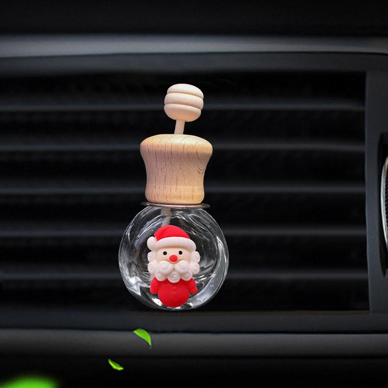 Creative Car Air Vent Perfume Clip - Christmas Ornament and Aromatherapy Bottle