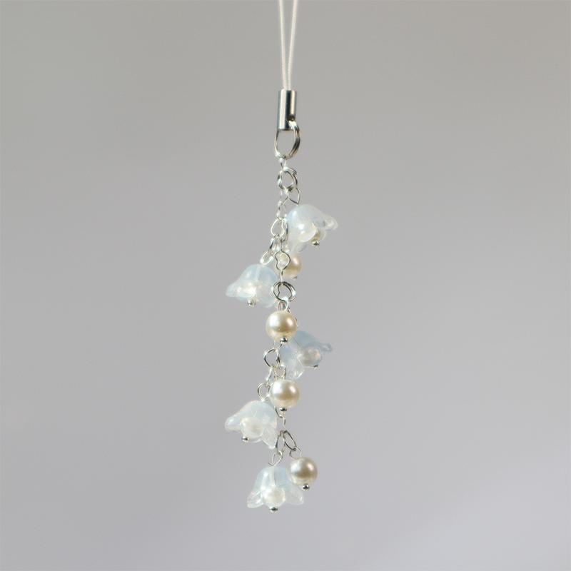 Vintage Lily Of The Valley Phone Chain Y2K Aesthetic Beaded Cell Phone Lanyard Fairy Mobile Phone Pendant Accessories