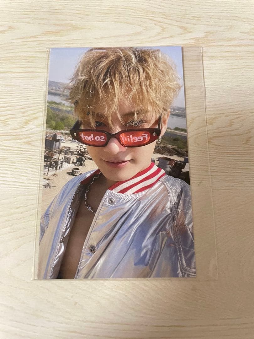 

[USED] SEVENTEEN Jun Face the Sun Universal Studios Japan special offer