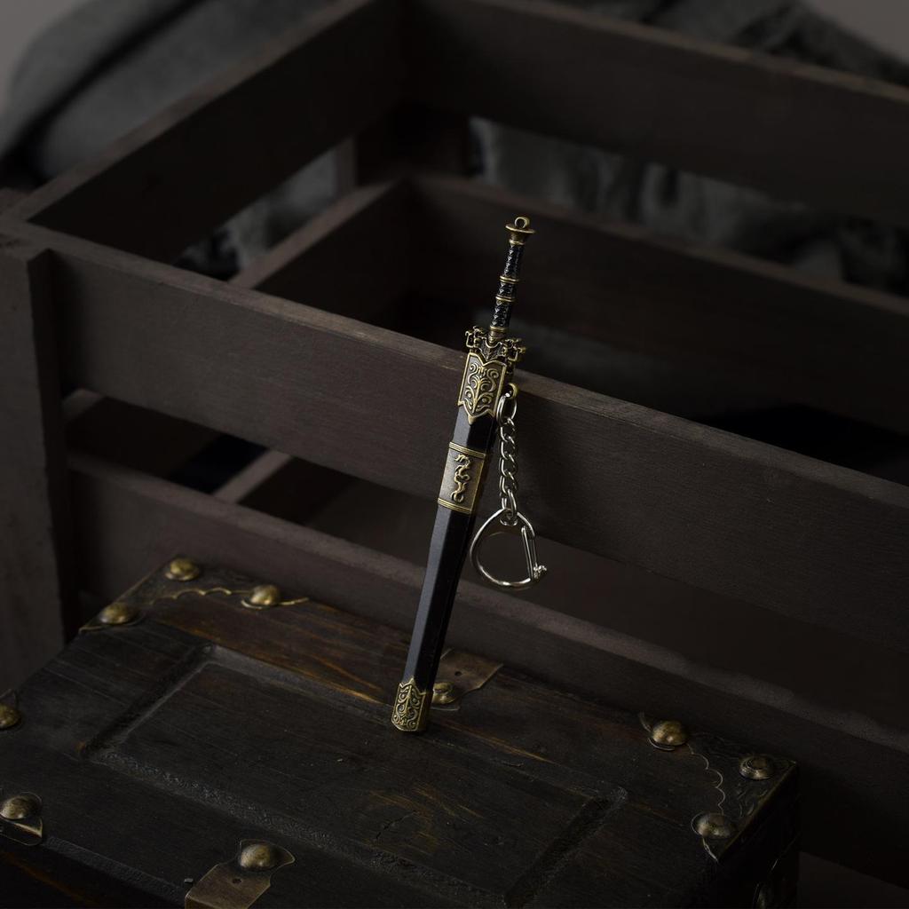 Tai'a Sword: 12cm Miniature Unsharpened Metal Model Ornament