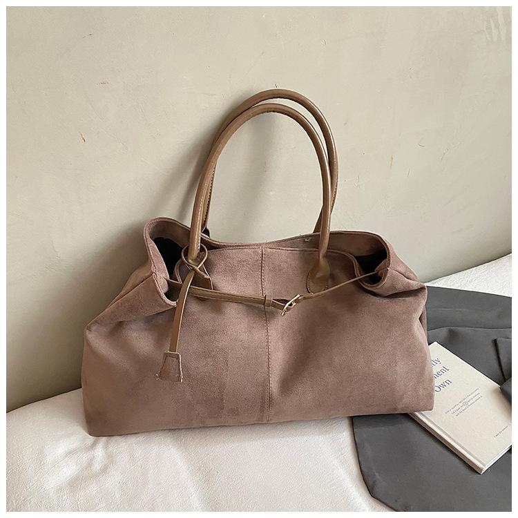 Autumn retro large-capacity suede bag women's 2025 new casual commuter shoulder bag portable tote bag